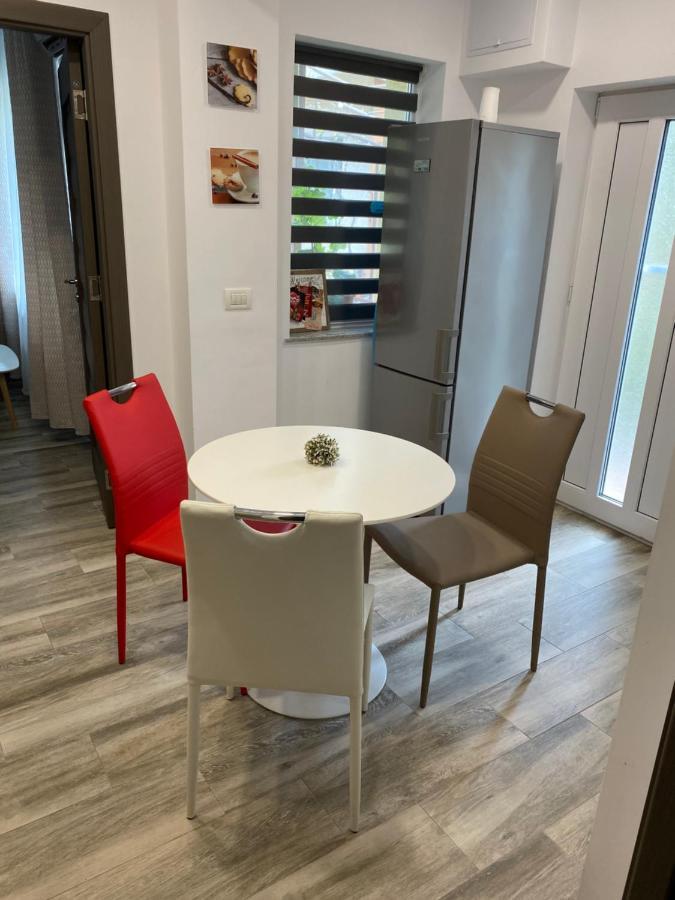 Casa Lui Mamaia Hotel Constanta Ngoại thất bức ảnh