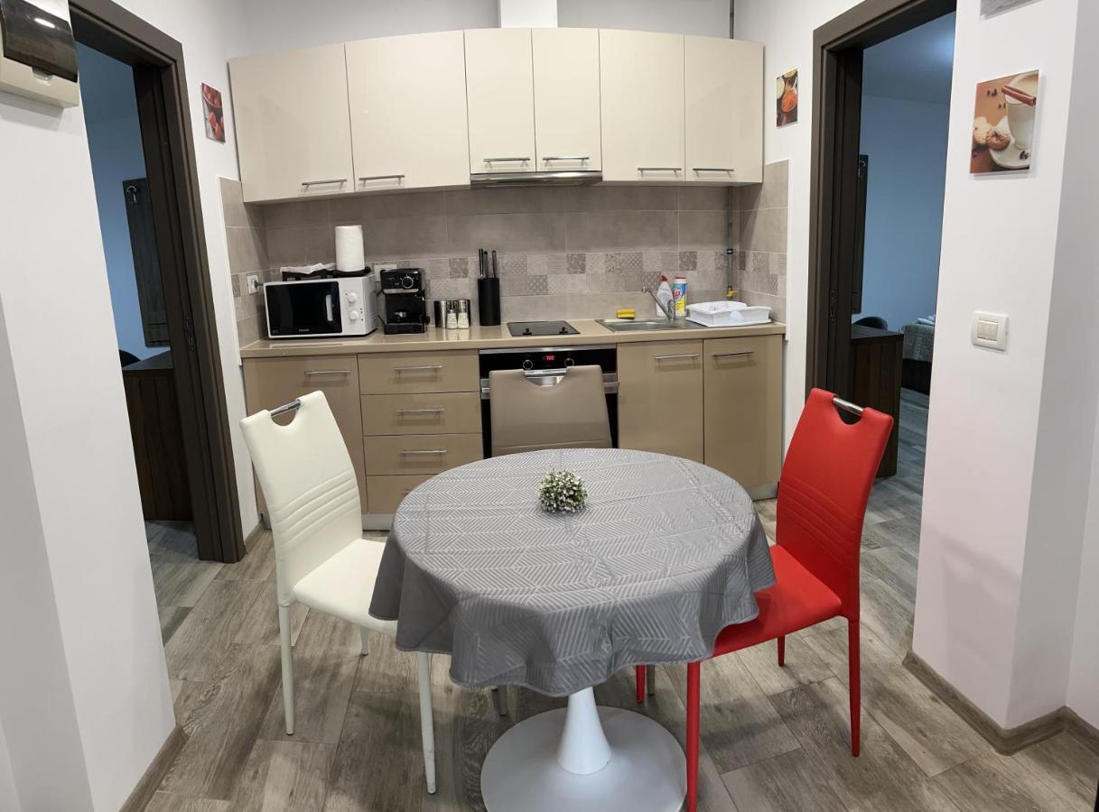 Casa Lui Mamaia Hotel Constanta Ngoại thất bức ảnh