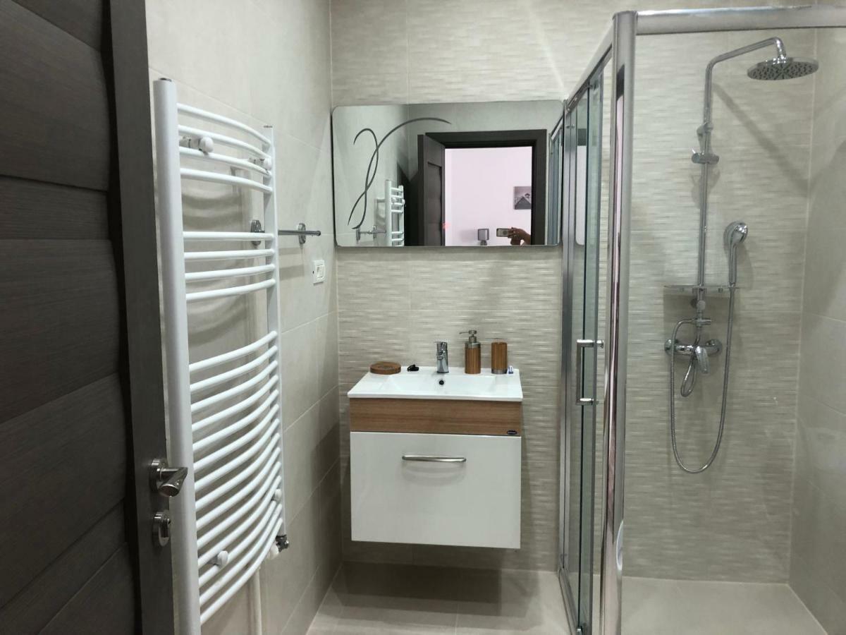 Casa Lui Mamaia Hotel Constanta Ngoại thất bức ảnh